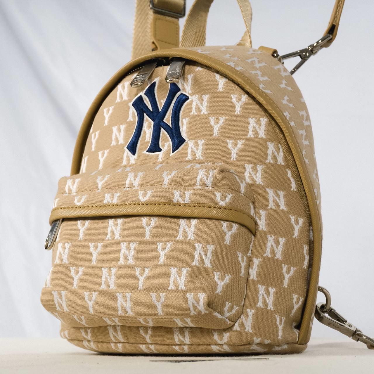 Balo MLB Classic Monogram Backpack New York Yankees DCream #13 Balo MLB Classic Monogram Backpack New York Yankees DCream